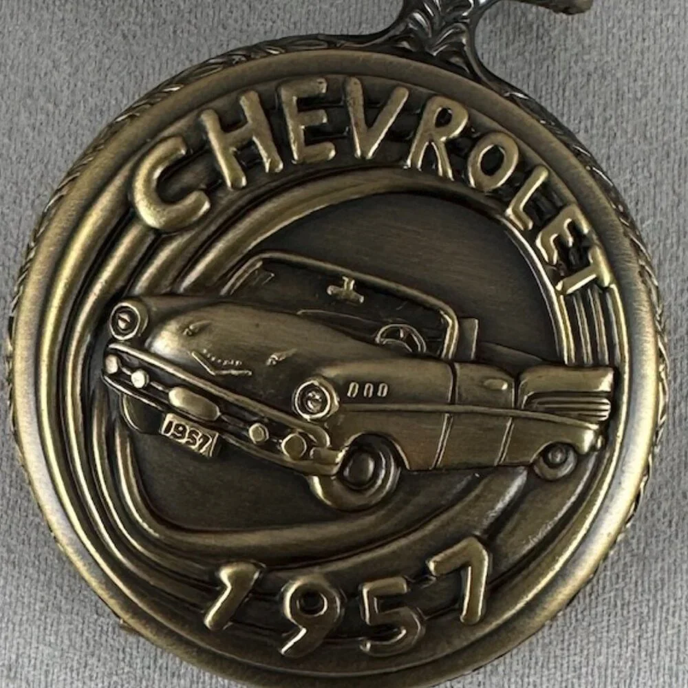 Vintage Relic Pocket Watch Chevrolet 1957 Chevy Collectable Pocket Watch W/Box - Picture 5 of 5